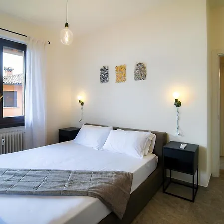 At Its - By Myhomeincomo Menaggio