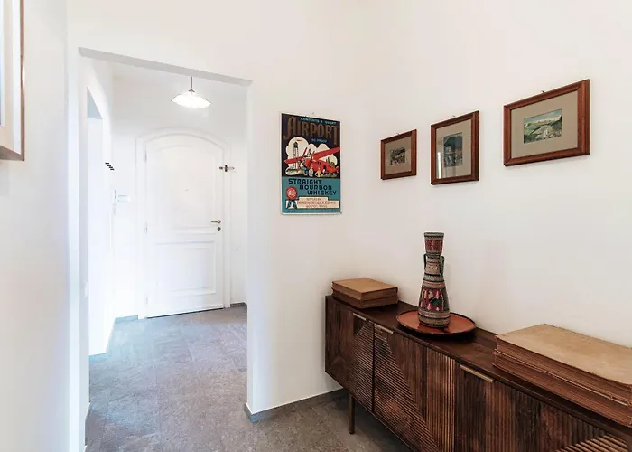 Apartment At Its - By Myhomeincomo